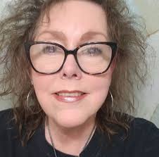 Where to watch Schitt's Creek?