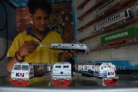 Kereta nasional adalah rangsangan untuk membangunkan usahawan dalam bidang automotif dan kejuruteraan, khususnya anak muda. Penerima Program Bantuan Produktif Usaha Mikro Republika Online