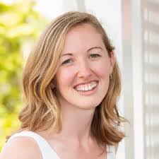 Amy Baxter's Instagram, Twitter & Facebook