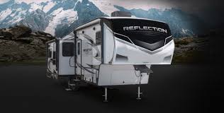 Maybe you would like to learn more about one of these? 2020 Best Small Fifth Wheel Campers Floorplans The Roving Foley S