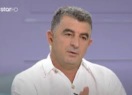 Έφυγε από τη ζωή τα ξημερώματα της δευτέρας ο δημοσιογράφος γιώργος χουλιάρας, ένας από τους σπουδαιότερους παράγοντες στην ανάπτυξη της κυπριακής τηλεόρασης. Skotwsan Ton Dhmosiografo Giwrgo Karaibaz Dex8hke 6 Sfaires E3w Apo To Spiti Toy Hellasjournal Com