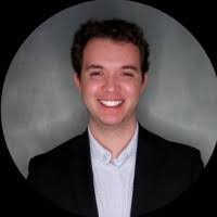 Ellen Hoch's Instagram, Twitter & Facebook