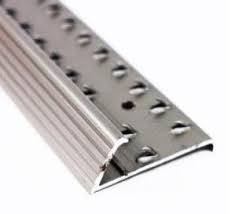 Guide To Floor Transition Strips Transition Strips Carpet Installation Floor Edging