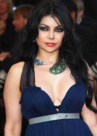 Haifa Wehbe Nude and Sexy Photo Collection - Fappenist
