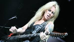 Lita Ford: Living Like A Runaway, a Memoir - Rockerzine