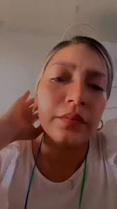 "La marihuan@ seño usted no escucha"?