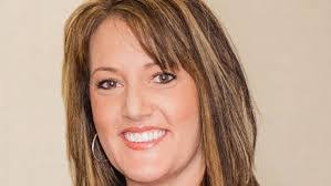 Trina Hoff's Instagram, Twitter & Facebook