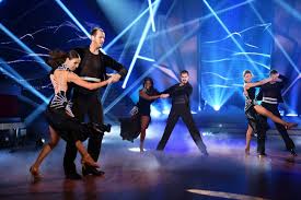 The film stars rayane bensetti, fiorella campanella and guillaume de tonquédec in the lead roles. Let S Dance 2019 Show 7 Das Team Motsi Mabuse Mit Ella Endlich Und Pascal Hens Mit Ihren Tanzpartnern Starsontv