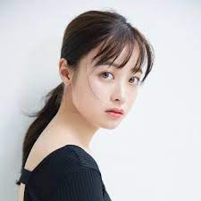 橋本環奈 cmの公式スチル画像(youtubeサムネイル画像)。 スチルの割には比較的高画質です。 橋本環奈公式twitter(＠h_kanna_0203)掲載壁紙サイズ画像。 高画質です。 振り袖晴れ着姿のショットです。 æ©‹æœ¬ç'°å¥ˆ H Kanna 0203 Twitter