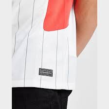 Highly breathable fabric helps keep sweat off your skin, so you stay cool whether you're cheering in the stands or playing on the pitch. Men S Nike Liverpool Fc Stadium Air Max Soccer Jersey Finish Line