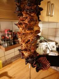 Gyrosspiess Vom Grill Mit Der Rotisserie Gyrosspiess Gyros Grillen
