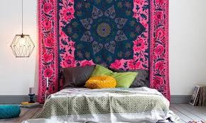 Remember, this is your home, so let your personal style. Refreshing Bedroom Decorating Idea Using Tapestries Vedindia Com