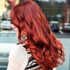 Here at all things hair, our favorite style upgrade always starts with our crowning glories—so much so that we've been looking at some red blonde hair color inspirations to get ourselves pumped for a fun midyear. Mezclar Tinte De Pelo Rojo Y Rubio Es Una Buena O Mala Idea