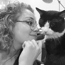 Laura Hern (@laura14285)