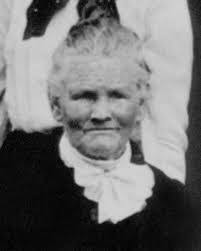 Anna Bitzer's Instagram, Twitter & Facebook