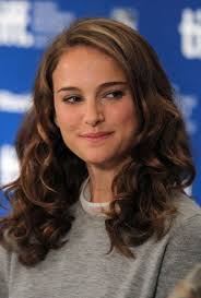 The Beauty Of Natalie Portman Hairstyle Hair Styles Hair