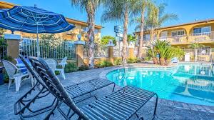 This motel is 1.1 mi (1.8 km) from melrose avenue and 2.7 mi (4.3 km) from hollywood walk of fame. Hollywood City Inn Los Angeles Harga Terkini 2021
