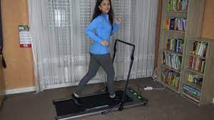Laufband » typen » laufbänder für zuhause. Platzsparendes Laufband Fur Zuhause Slimwalk S200 Von Miweba Sports Youtube