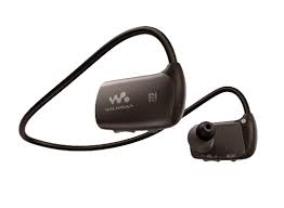 Get the best deals on sony mp3 players. Sony S Latest Walkman Does Double Duty As A Bluetooth Headset Techlicious