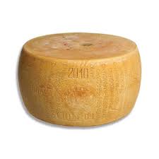 It is one of the oldest soft cheeses produced every autumn and winter. Zanetti Parmigiano Reggiano Cheese