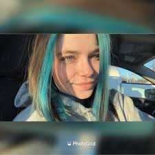 Hi everyone!! I am looking to adopt a cat! Please pm me 😊