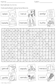 Generally most of the top apps on android store have rating of 4+. 4mafx05homyijm