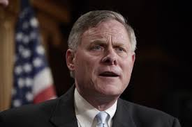 Richard burr, a republican from north carolina, has been a u.s. Fbi Serves Warrant In Stock Sales Coronavirus Investigation Los Angeles Times