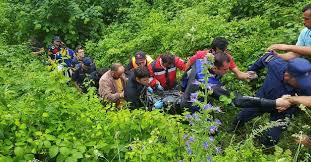 Bartın'ın hasankadı beldesinde etkili olan şiddetli yağış sonrası sel felaketi yaşandı. Bartin Da Sele Kapilan Kisinin Cansiz Bedeni 5 Kilometre Uzaklikta Bulundu Takvim