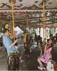 Believe it or not, she said having just two large meals in a week whilst eating smaller portions the rest of the days allowed her to easily shed 6 kilograms. Fans Have Been Going Crazy For These Pictures Of Luhan And His Girlfriend Koreaboo