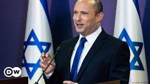 Naftali bennett, 49, has served as minister of defence as effectively as of training and the economic system in numerous governments underneath the management of netanyahu. Naftali Bennett Ein Hardliner Greift Nach Der Macht Nahost Dw 03 06 2021