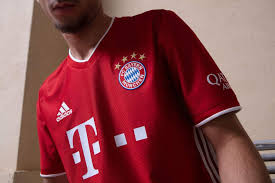 Februar) beginnt bereits um 20 uhr. Fc Bayern Munchen Unveil New Home Kit Bundesliga News