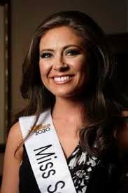 Isabelle Hanson crowned Miss Illinois 2021