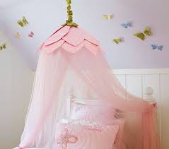 Diy canopy bed frames diy canopy curtains. Simple Diy Bed Canopy Round Up Ideas