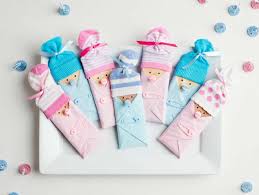 The chocolate hazelnut spread is a favorite treat that doesn't have to be eaten right away. Diy Favors For Baby Shower Novocom Top