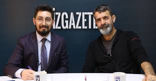 Sanatçı 2005 yılında büyük bir aşk evliliği yaparak deniz hanımla dünya evine girdi. Huseyin Turan Umut Olmadan Hicbir Sey Olmaz Bu Dunyada