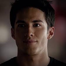 tyler lockwood they could never make me hate you #tylerlockwood  #tylerlockwoodedit #michaeltrevino #carolineforbes #livparker #forwood  #forwoodedit #parkwood #thevampirediaries #theoriginals #legacies ...