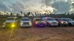 Viajan confortablemente por carretera, superan obstáculos formidables y no paran de evolucionar. Sri Lankan S Car Zone Which One Is The Best Off Roader Land Rover Defender Toyota Land Cruiser V8 Hummer H3 Hummer H2 Jeep Wrangler Mitsubishi Montero