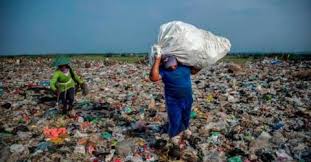 Air pollution from industrial and vehicular emissions; Malaysian Students Highlight Environmental Issues Via Sembang Wwf