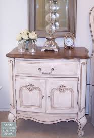 Diy How To Get This Paint Finish On French Provencal Furniture Tutorial Explains How This Was Painted With Ascp A Furniture Painted Furniture Redo Furniture
