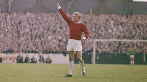 Denis law's statement that will intensify calls for football to urgently tackle its dementia crisis, law said that his condition had advanced to the point where he can no longer sign his name and outlined the anger, frustration, confusion and worry that he now feels, particularly for his family. Man United Fans React As Denis Law Reveals Alzheimer S Diagnosis
