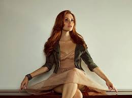 1 early life 2 career 3 teen wolf 4 gallery holland was born in dallas, texas and now lives in the los angeles area. Hd Wallpaper Holland Roden 2017 Photoshoot Redhead Young Adult One Person Wallpaper Flare