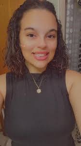 Caitlin Harmon's Instagram, Twitter & Facebook