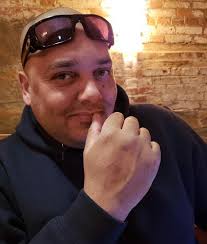 Eli Azizi's Instagram, Twitter & Facebook