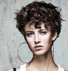Coiffures De Mariage Pour Cheveux Courts Curly Hair Styles Curly Hair Styles Naturally Short Hair Styles