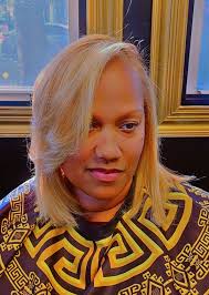 my niece and first client was ready for a change so we did it 🙌 #haircut  #bob #blondehair #highlights #fyp #TikTok #fypシ #prettygirls