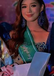 Qᴜᴇɴʙᴇᴇ///ᴇᴅɪᴛ (@quennnn658)