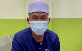 Shuib ucap jutaan terima kasih. S533zrrkucsvkm