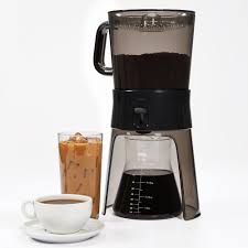 Cold brew coffee makers have different functions depending on the model you'll be choosing. Review Oxo Cold Brew Coffee Maker Wired