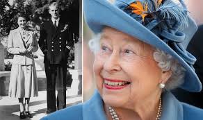 Elizabeth Malta's Instagram, Twitter & Facebook