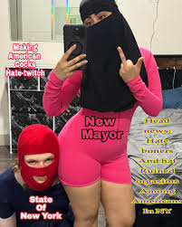 انغمس في لحظات الدياثة الساخنة عندما يستمتع ديوث عربي بشهوة زوجته مع فحل